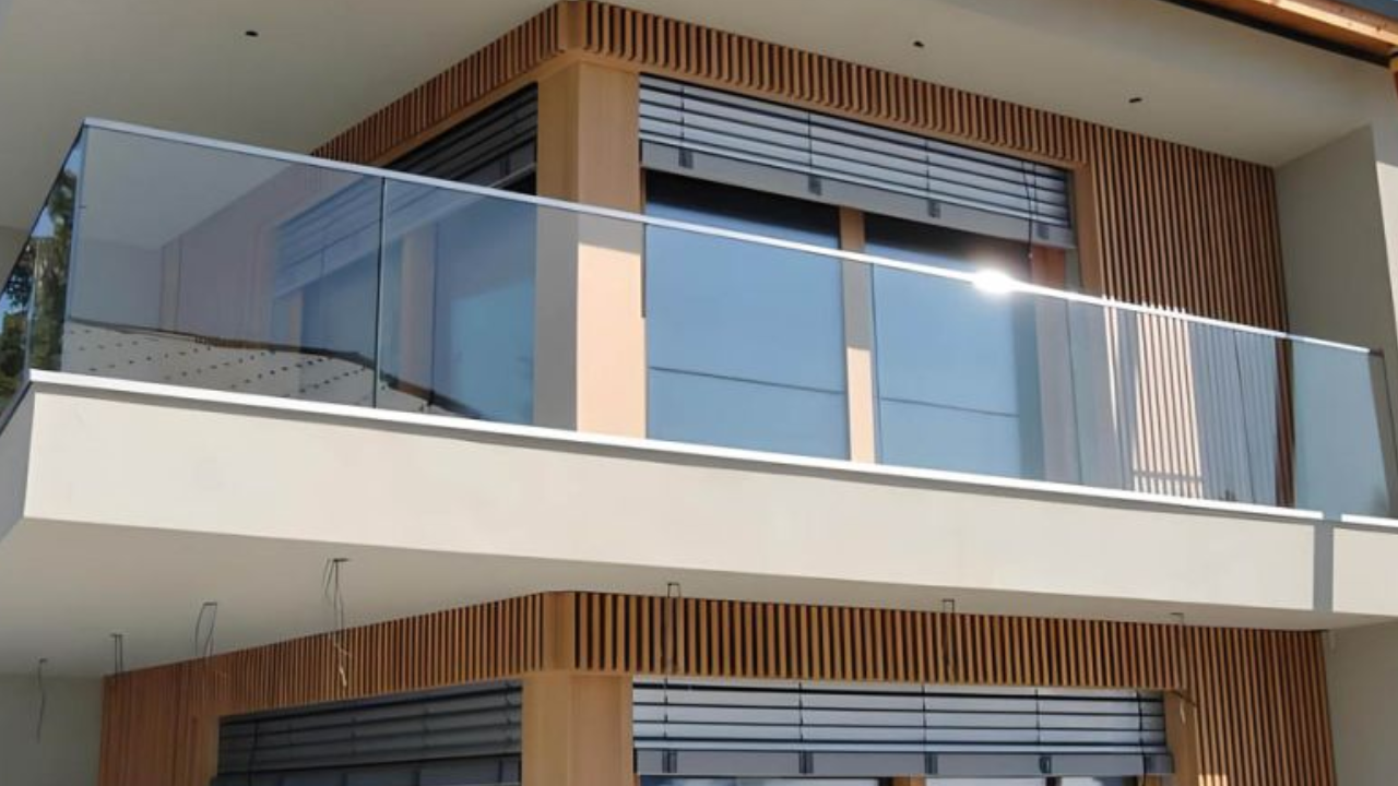 How do Frameless Glass Balustrades Enhance Cutting-Edge and Unique Living Styles?