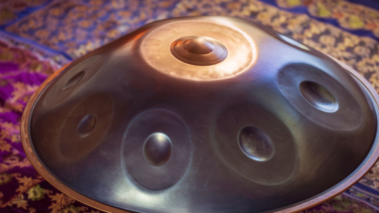 Choosing the Right Handpan: Tips for Beginners and Pros Alike